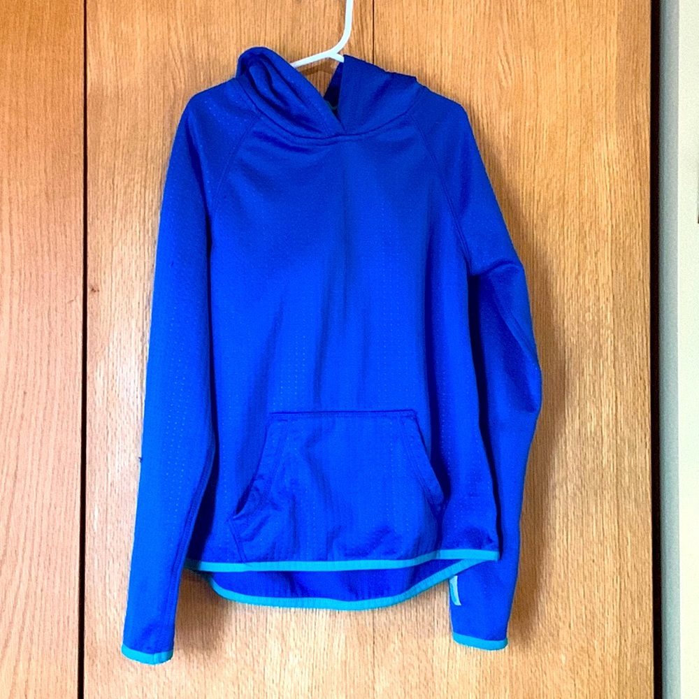 Avia size 7 - 8 fleece backed blue green trim perforated hoodie kangaroo pocket